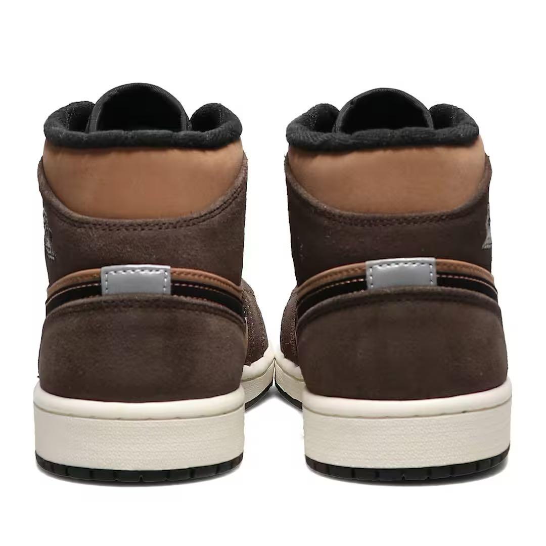 エアジョーダン1 MID SE