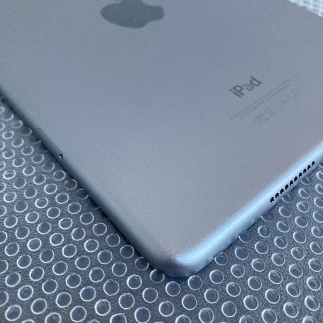 3059【早い者勝ち】iPad mini4 第4世代 32GB SIMフリー☆
