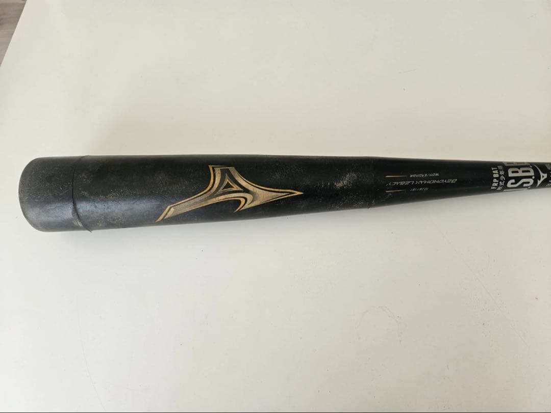 BEYOND MAX レガシー 78cm バット ケース付き