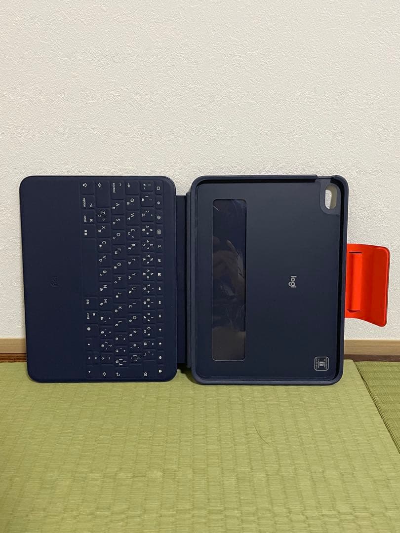 Logitech iPad キーボード付きケース ネイビー
