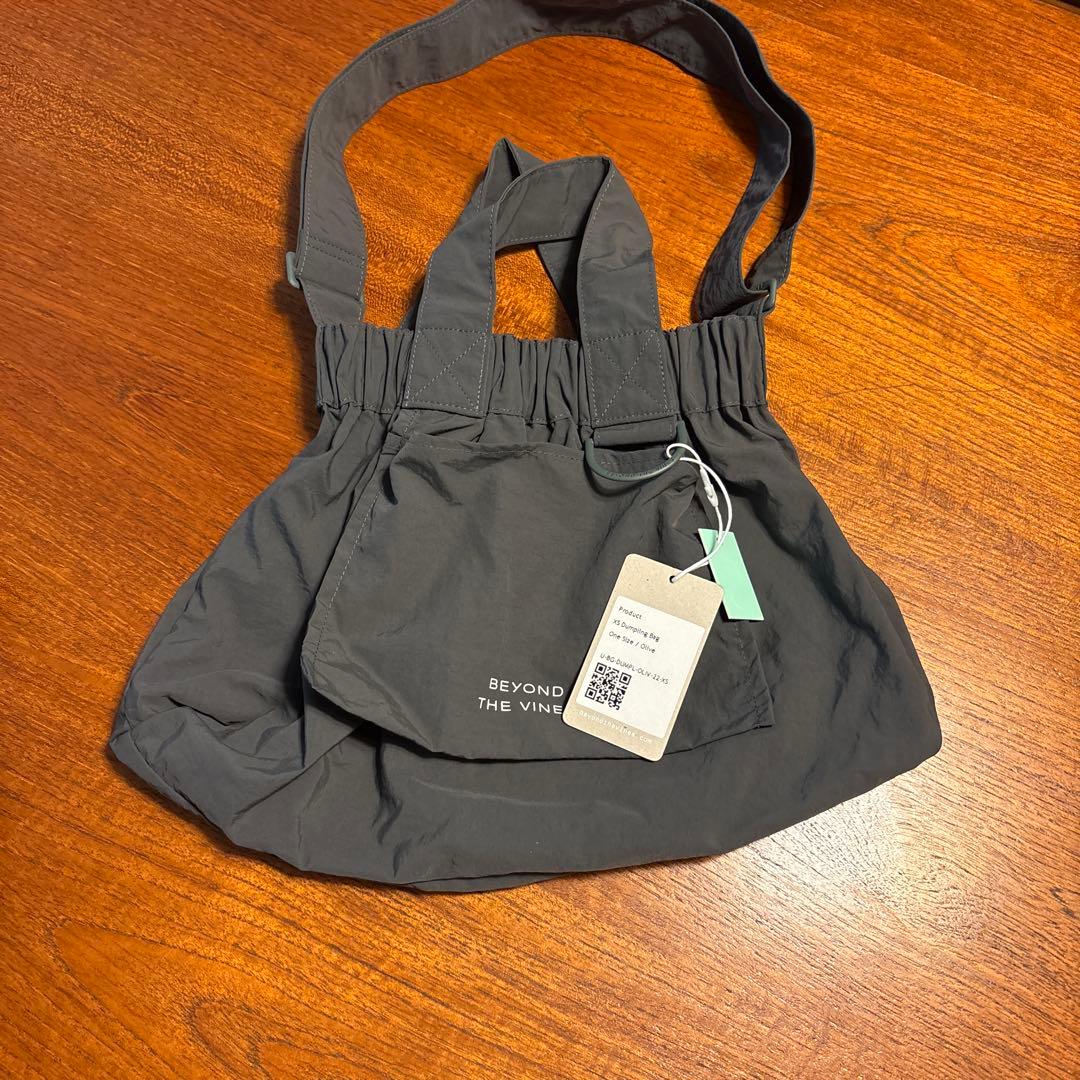 ❤️　BEYOND THE VINES 新品　タグ付き Olive