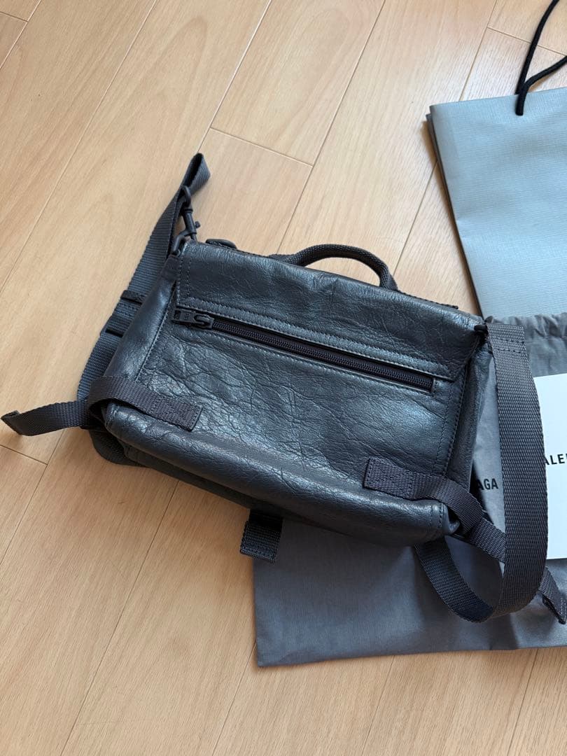 BALENCIAGA Armyメッセンジャーバッグ