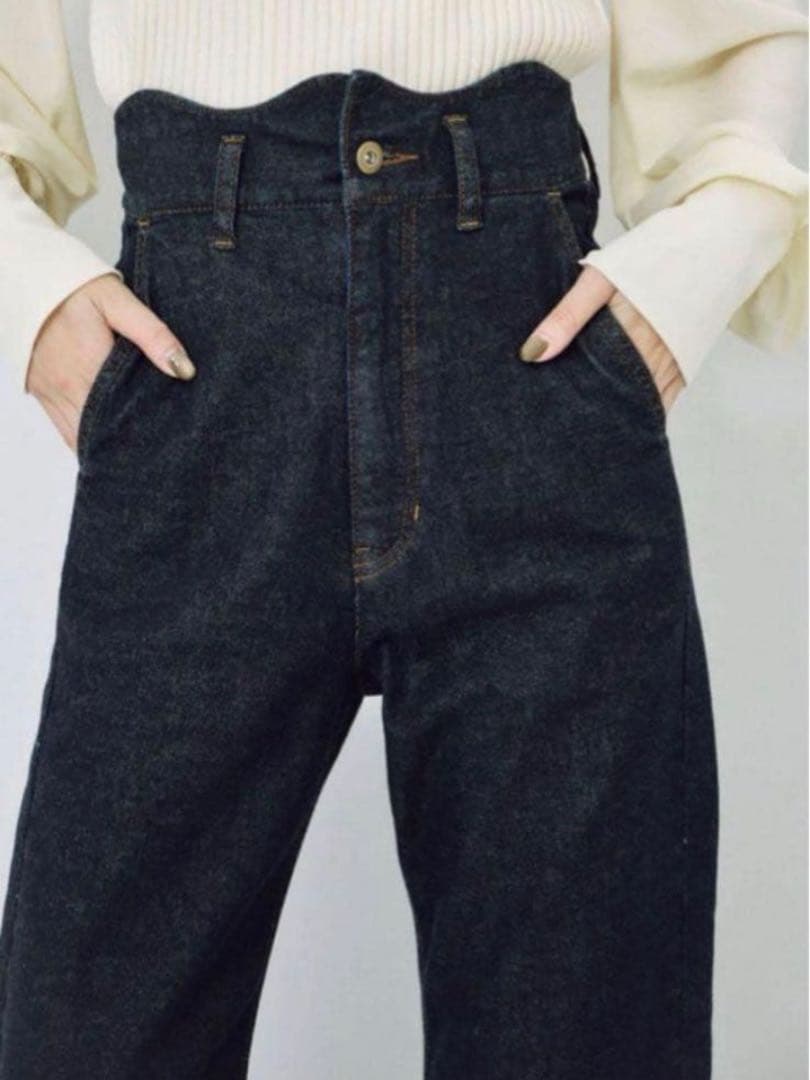 新品タグ付★Eaphi WAVEDESIGN HIGHWAIST DENIM