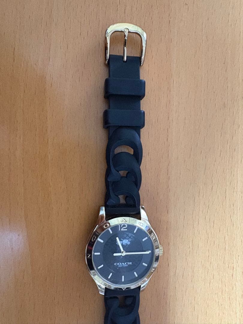 と*ん様 COACH ブラック ラバーバンド 時計