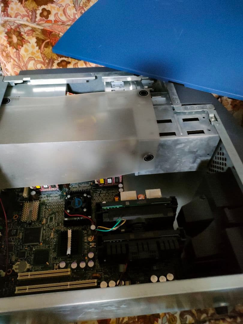 シリコングラフィックス　VW320中古