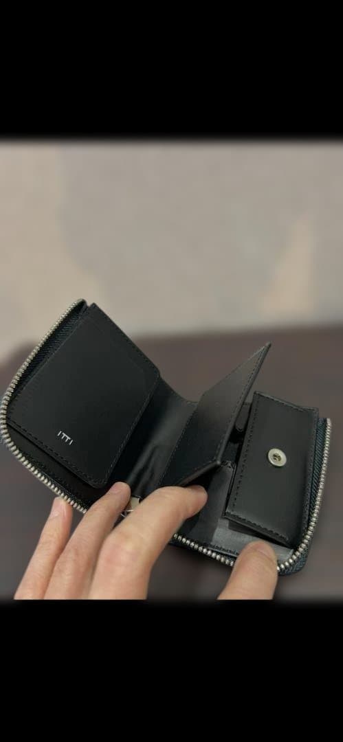 【美品】ITTIコンパクトウォレット