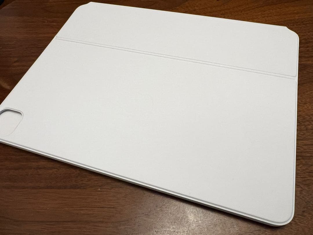 k*9様 Apple iPad Magic Keyboard 【MJQL3J】