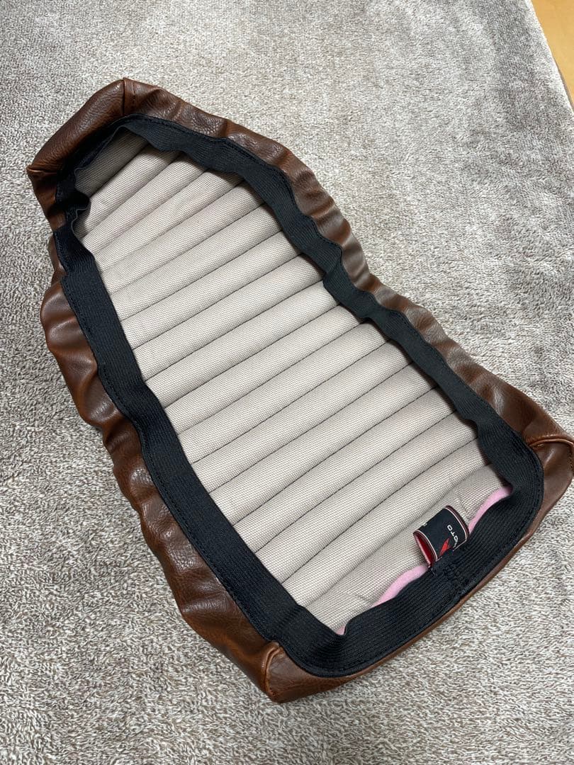 ハスクバーナスバルトピレン用LUIMOTOシートカバー(ビンテージブラウン)