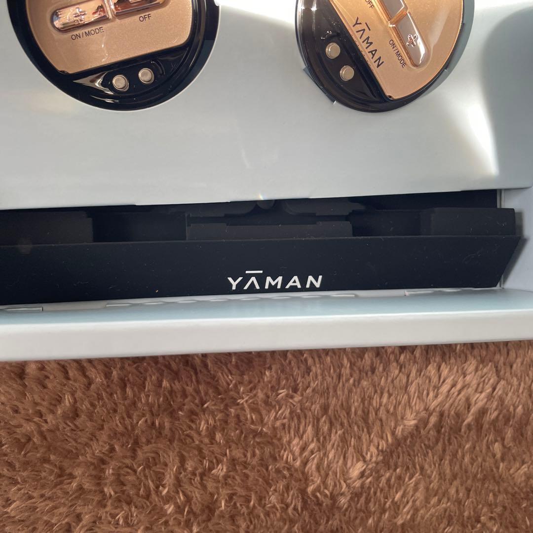 YA-MAN メディリフト　アクアEX ブラック