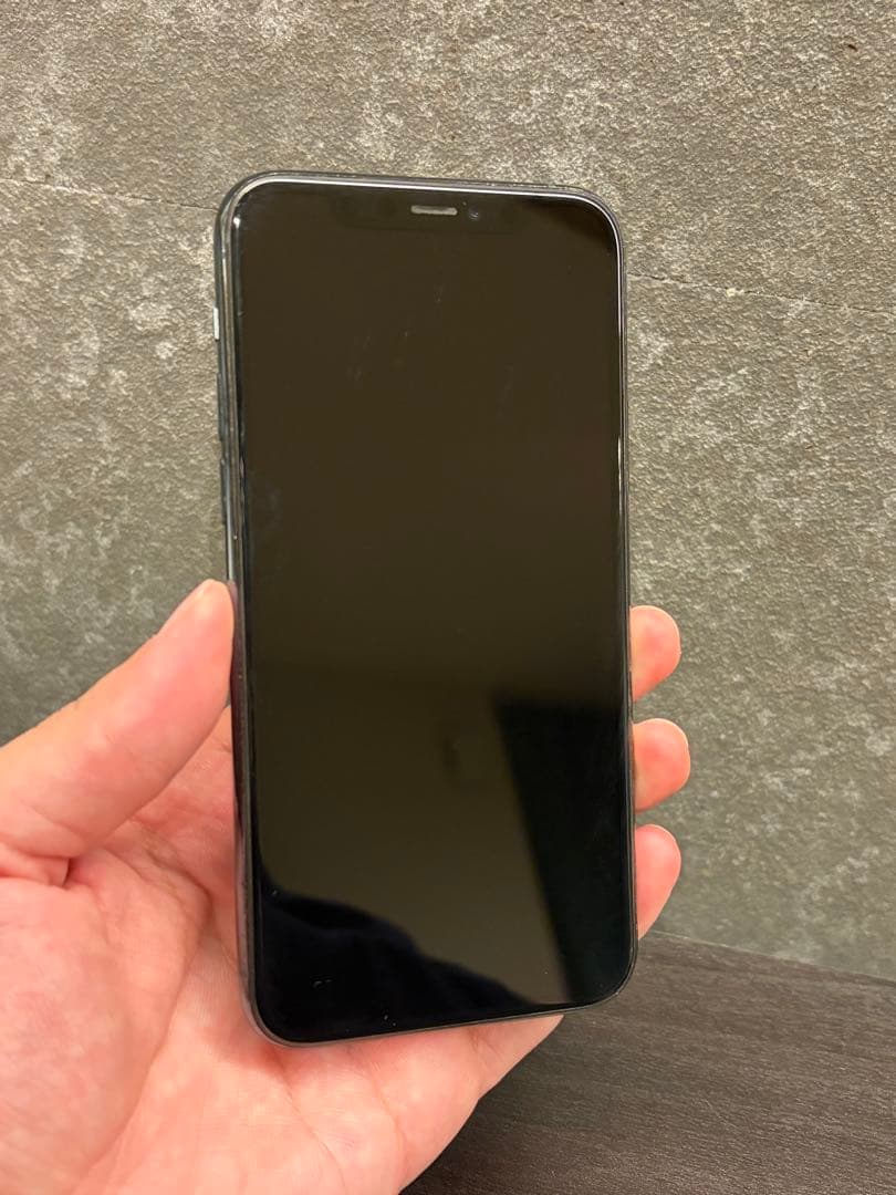 【美品】iPhone11pro 256GB ミッドナイトグリーン　SIMフリー