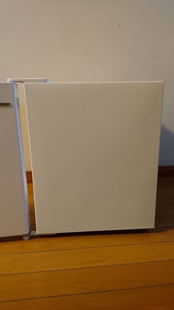 【Akariさん専用】ヤマダセレクト YRZC05H1 1ドア冷蔵庫 46L ホ