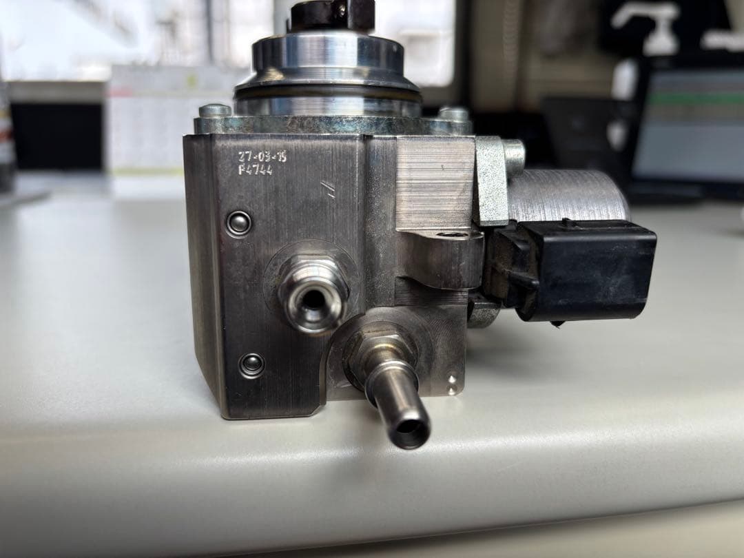 中古★ ミニ クーパーS 高圧ポンプ★13517592429 SV16