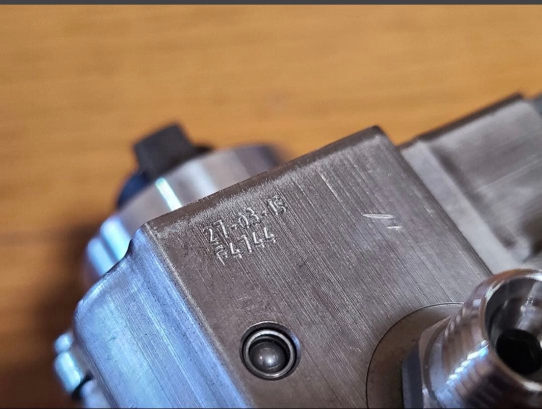 中古★ ミニ クーパーS 高圧ポンプ★13517592429 SV16