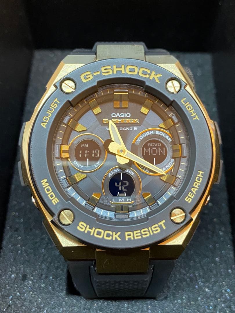 【極美品】G-SHOCK GST-W300G 1A9JF ゴールド 電波ソーラー