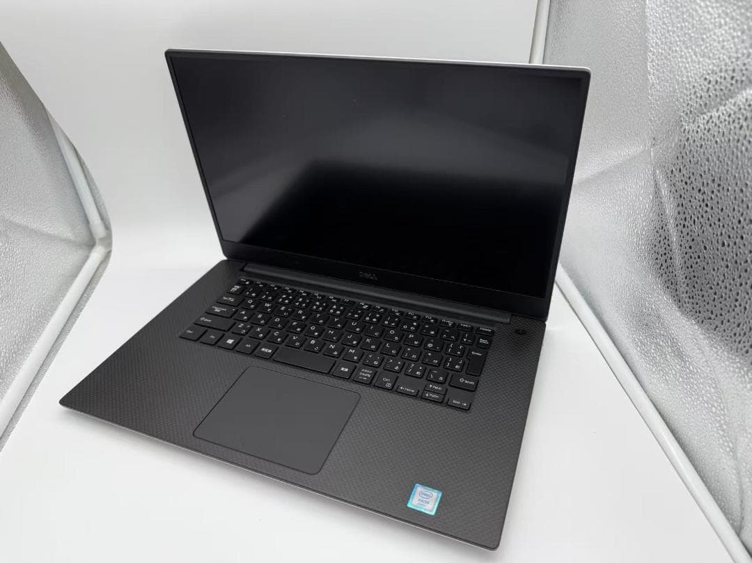 DELL Precision 5520 Xeon　独立グラフィック Office