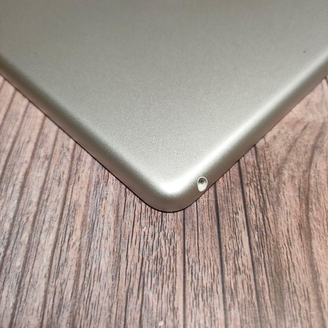 iPad 第7世代 32GB シルバー 美品