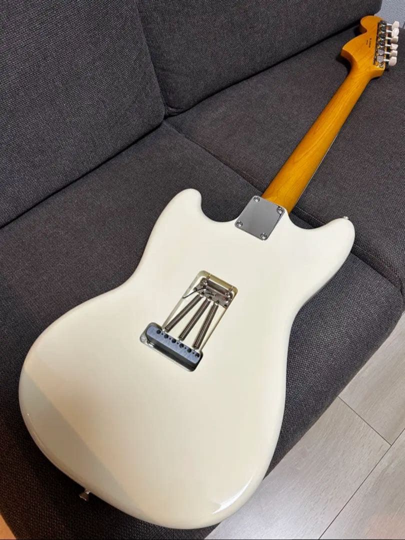 【Zicca限定版】Fender Mustang char owhホワイト 美品