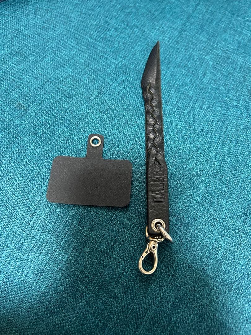 CALEE スタッズストラップ