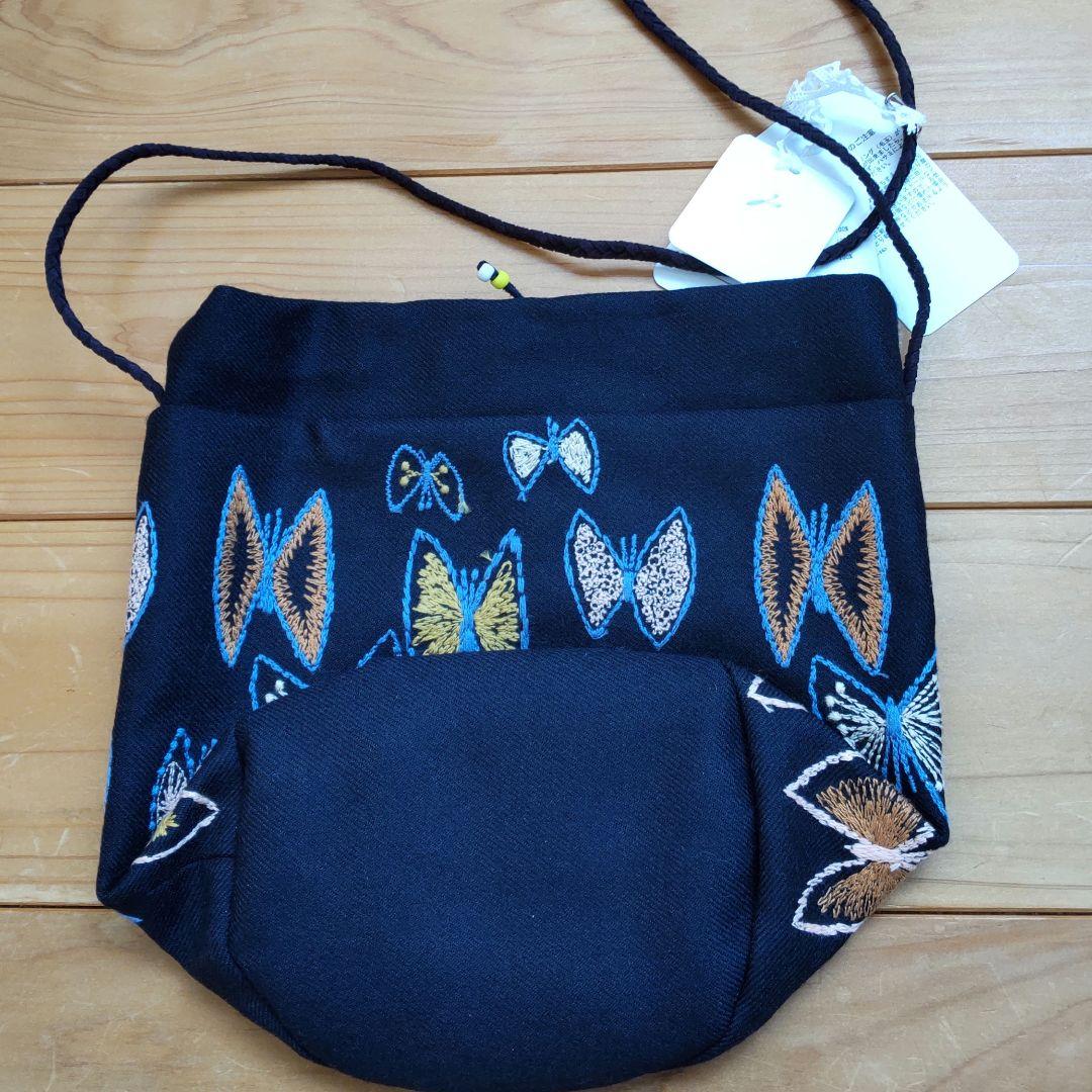 未使用ミナペルホネンminaperhonen sky flowerポシェット