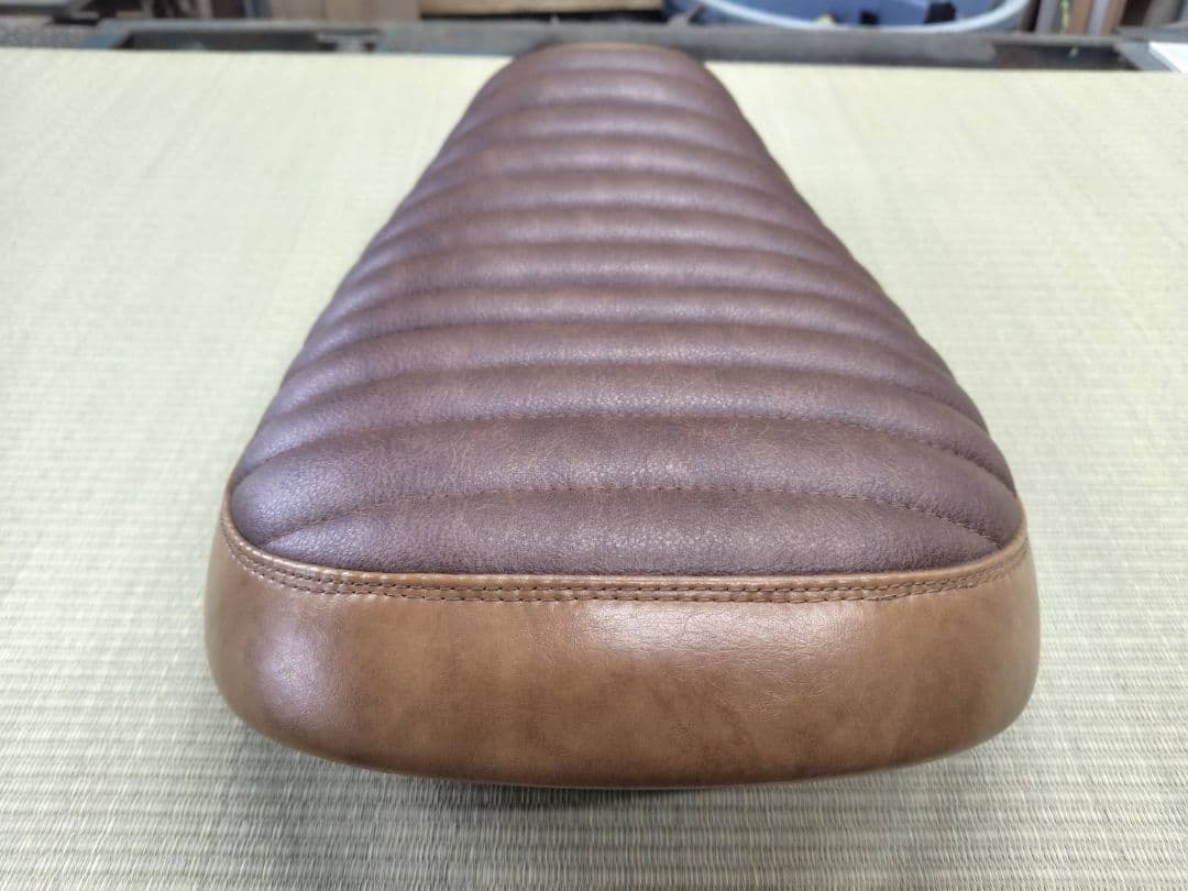 トライアンフ　ストリートスクランブラー