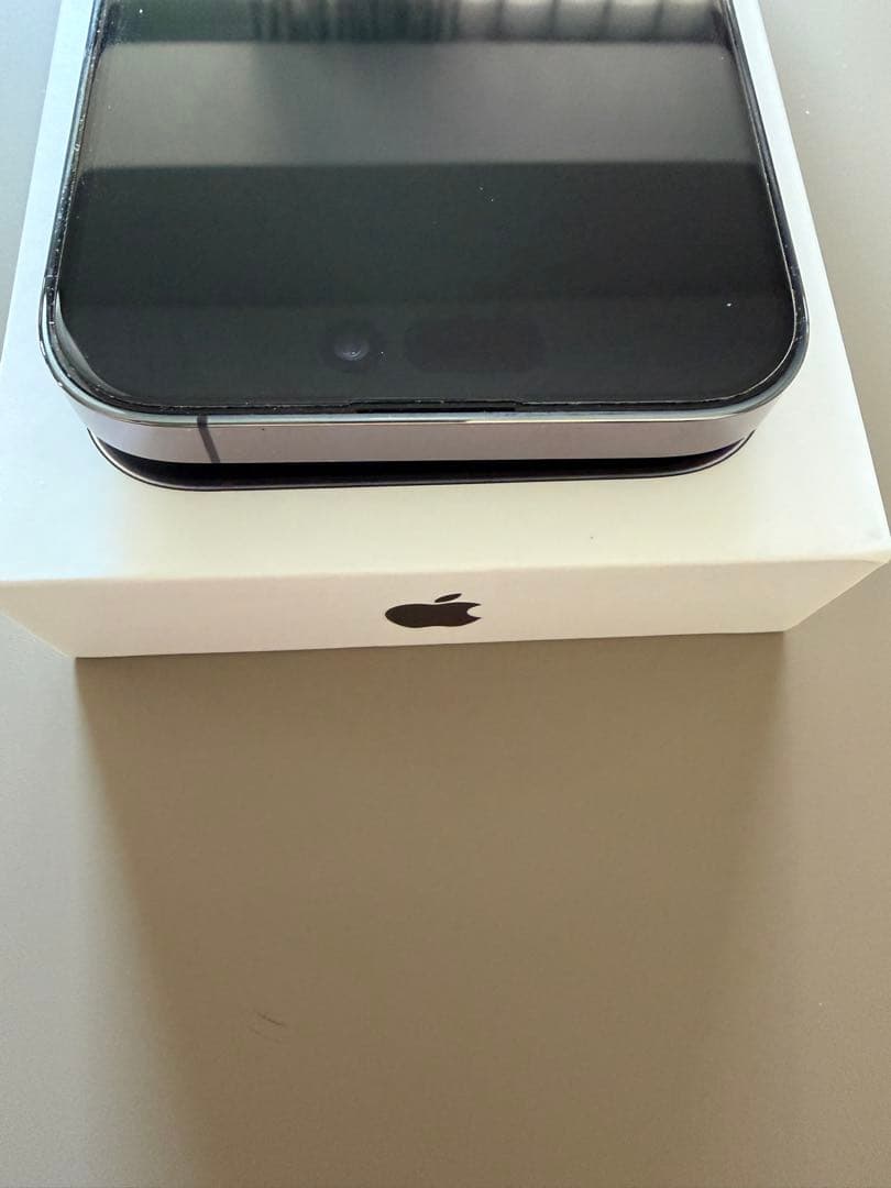 極美品 iPhone 14 Pro 256GB ダークパープル（付属品未使用）