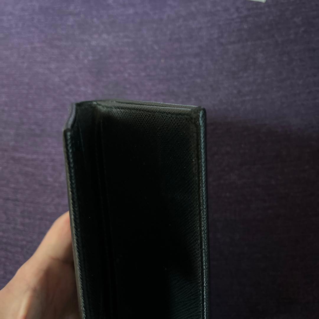 プラダ長財布