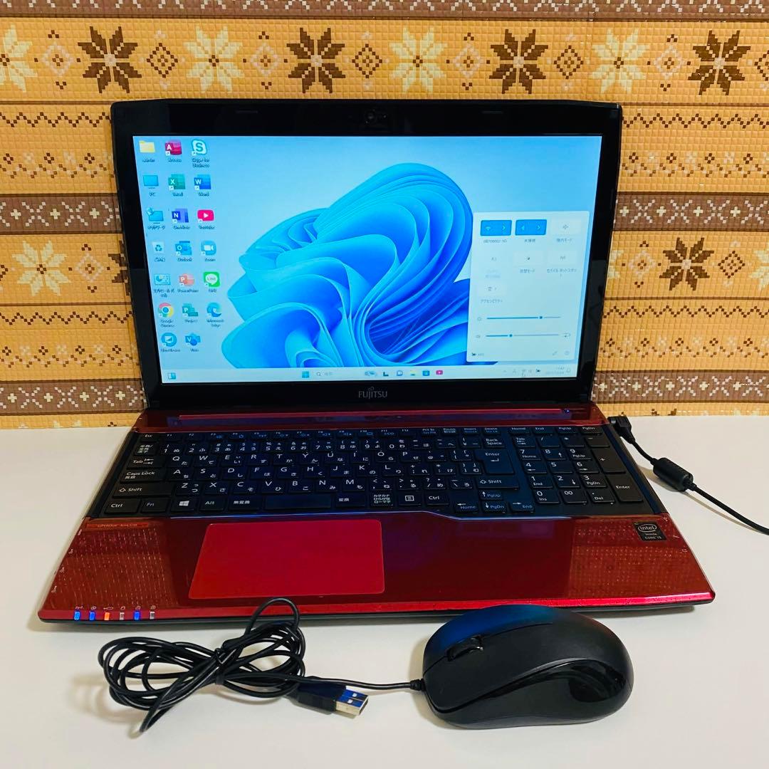 Y989 FujitsuノートパソコンSSD 256Gメモリ8G高速 Win11