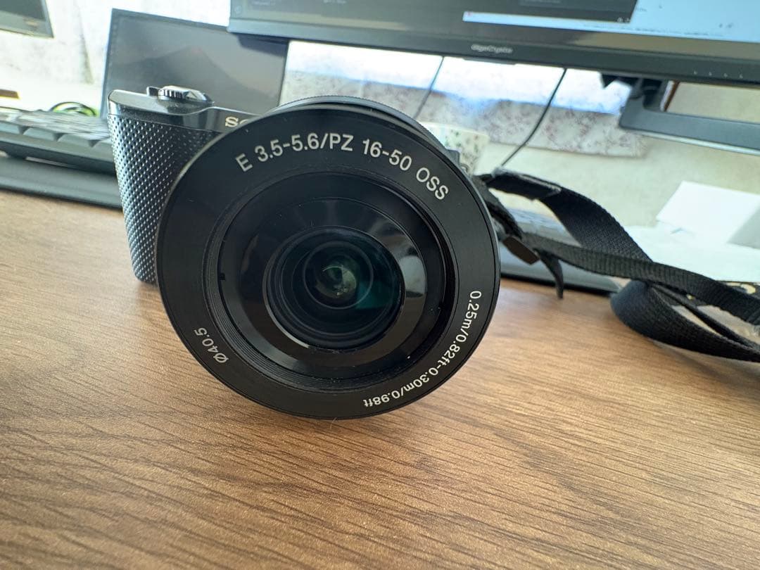 Sony α ミラーレスカメラ E 16-50mm
