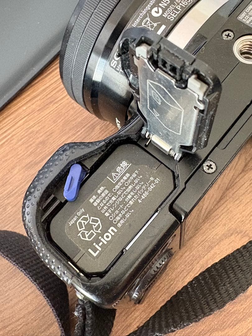 Sony α ミラーレスカメラ E 16-50mm