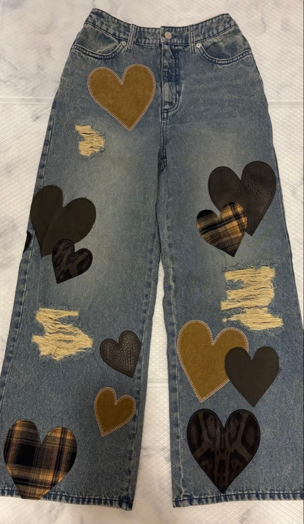 ダーリッチ　ランダムハートパッチワークデニムパンツ