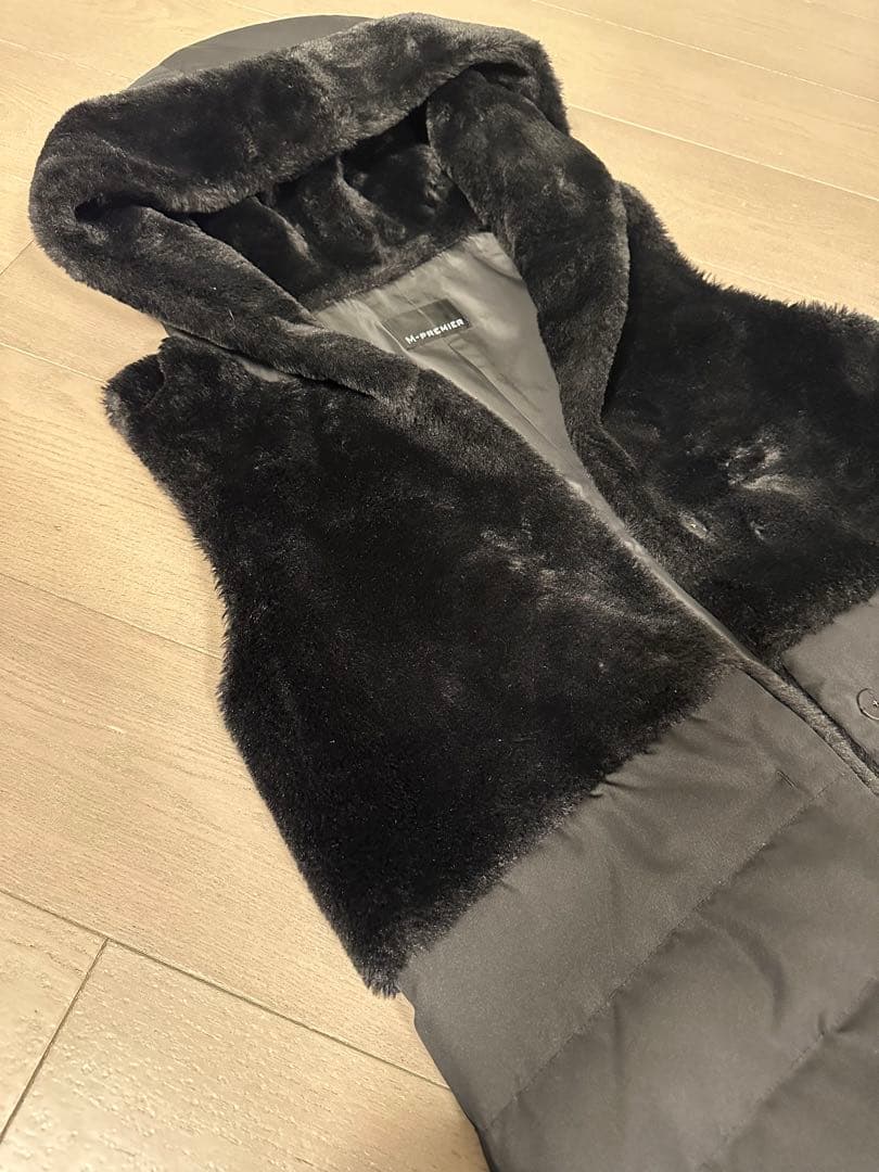 エムプルミエエコムートンダウンベスト 黒