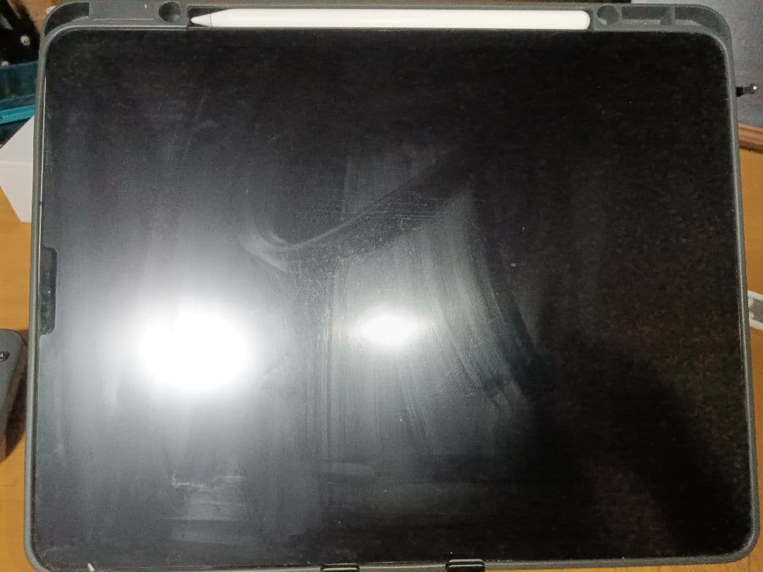 iPad pro 第5世代 12.9インチ WiFi＋Cellular