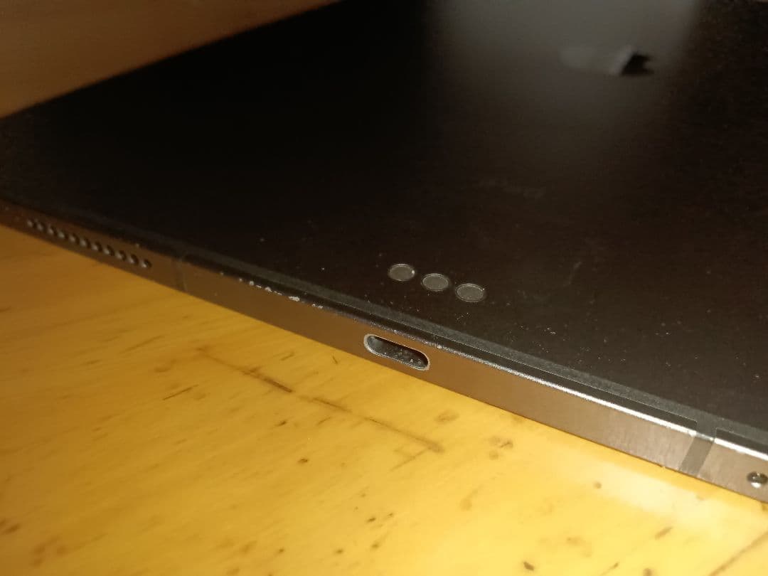 iPad pro 第5世代 12.9インチ WiFi＋Cellular