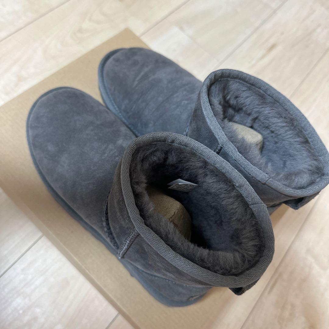 UGG アグ　クラシックミニII