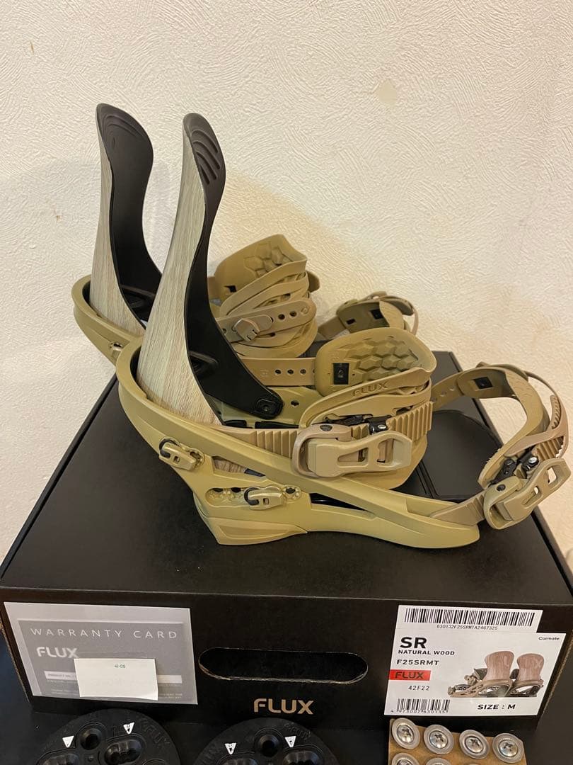 ☆24-25 ☆FLUX フラックス SR ☆Mサイズ☆エスアール BD-FLX