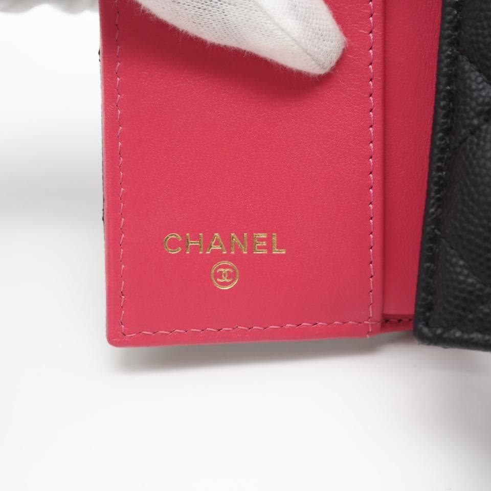CHANEL 三つ折り財布 キャビアスキン マトラッセ コンパクトウォレット 美