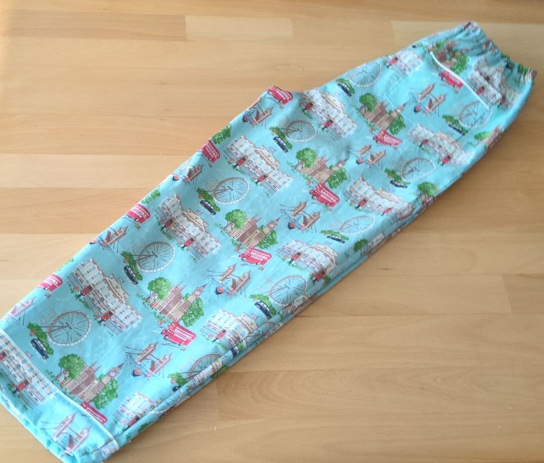 ロンドンシーン　パジャマ