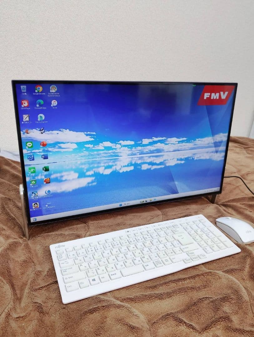 【Office2016搭載】 大画面一体型パソコン　マウスキーボード付き