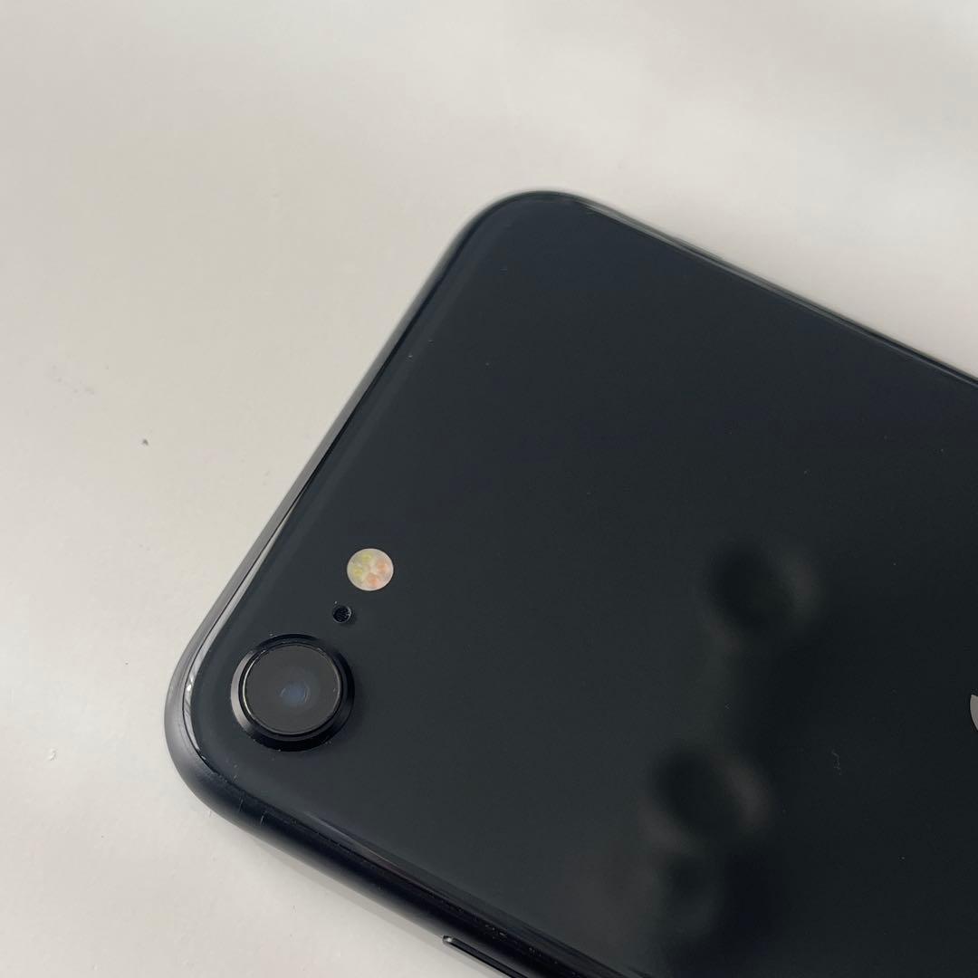 極美品　iPhone SE第2世代　64GB SIMフリー　　本体　ブラック