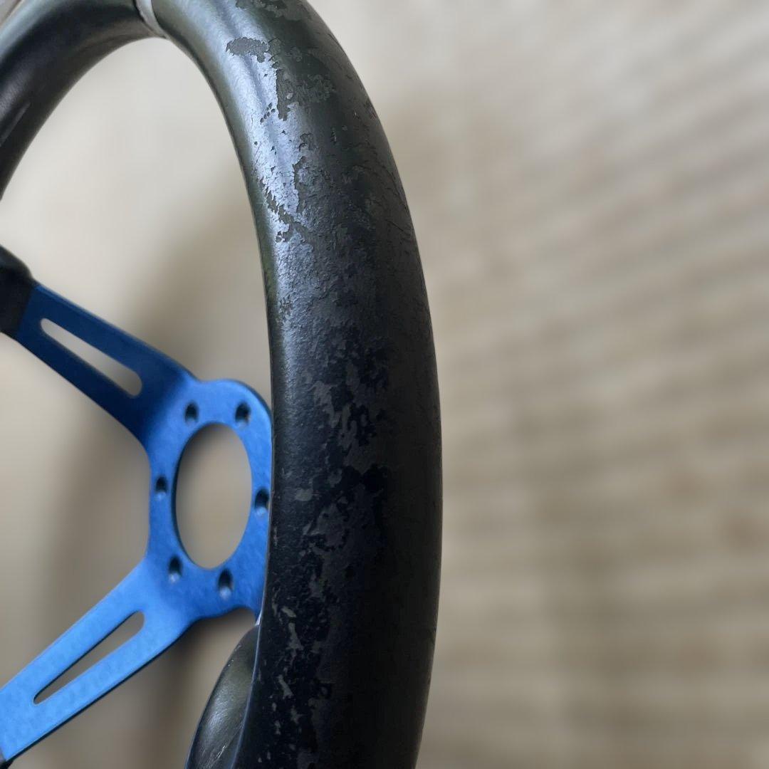 momo ステアリング　ディープ　33パイ？35パイ？