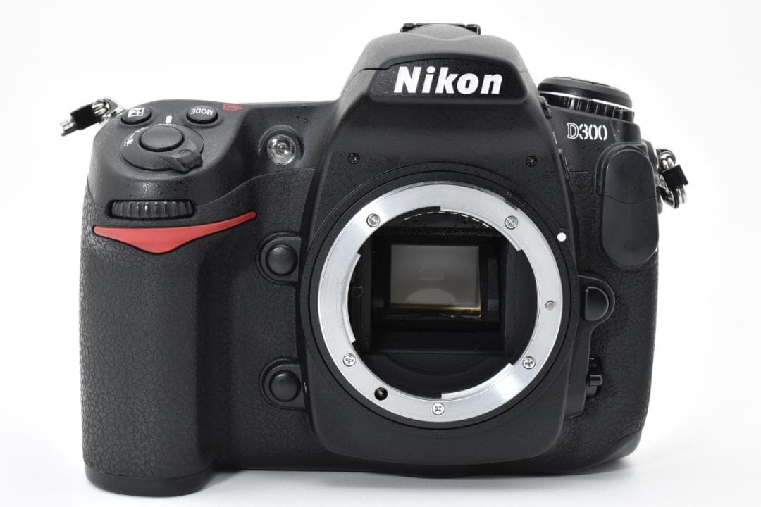 ■ 美品ショット数4037回 ■ ニコン Nikon D300 ボディ