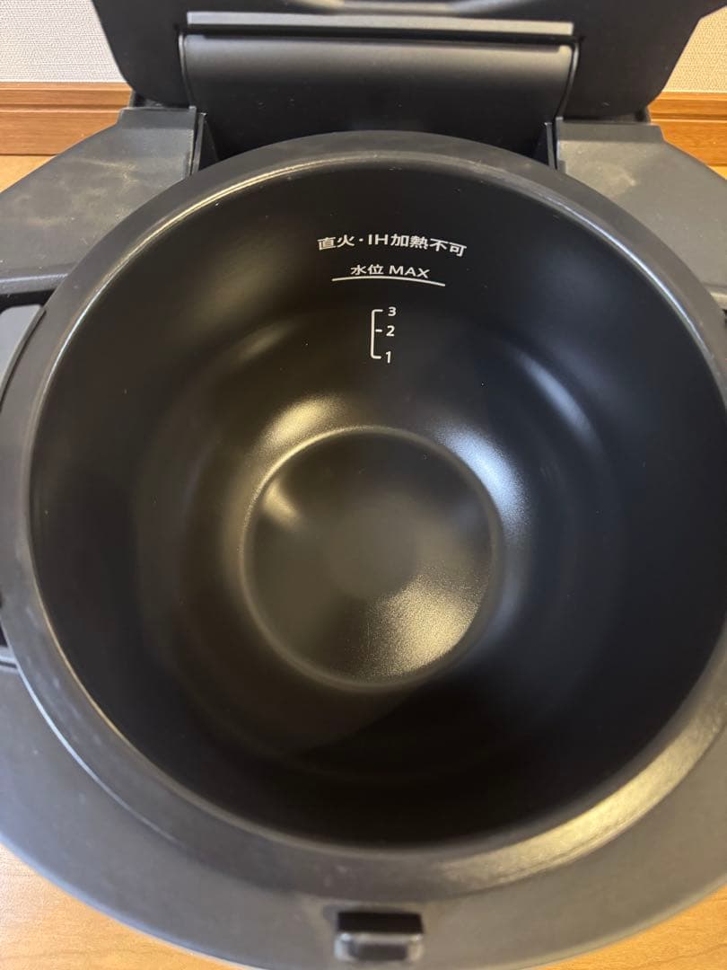 【未使用】シャープ ヘルシオ KN-HW16G ホットクック ホワイト