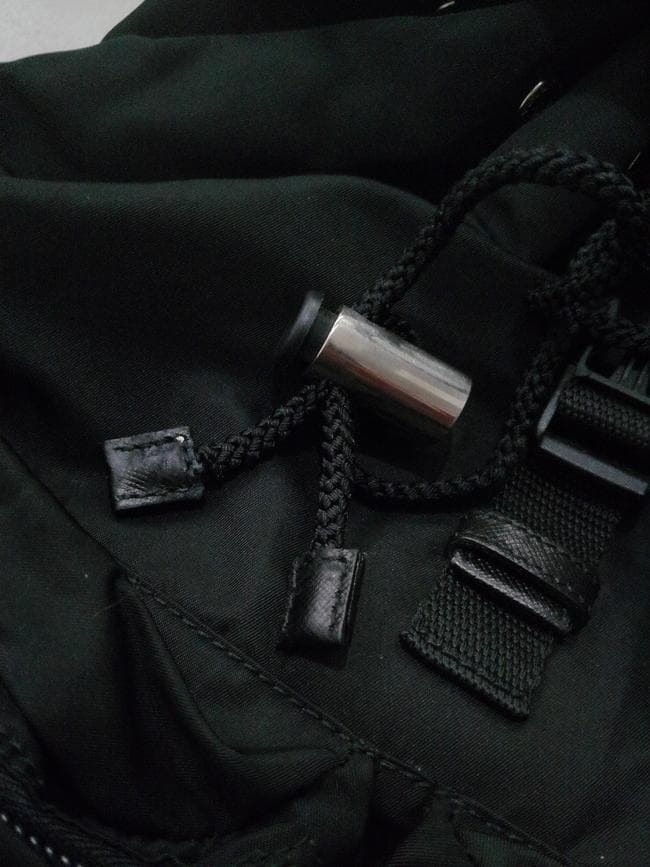 PRADA プラダ VIAGGIO V164 ナイロン リュック 黒 イタリア製