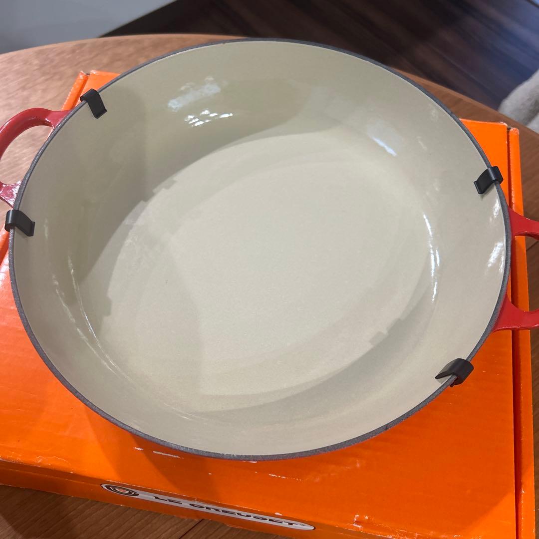 ル・クルーゼ　ビュッフェキャセロール　チェリーレッド　30センチ