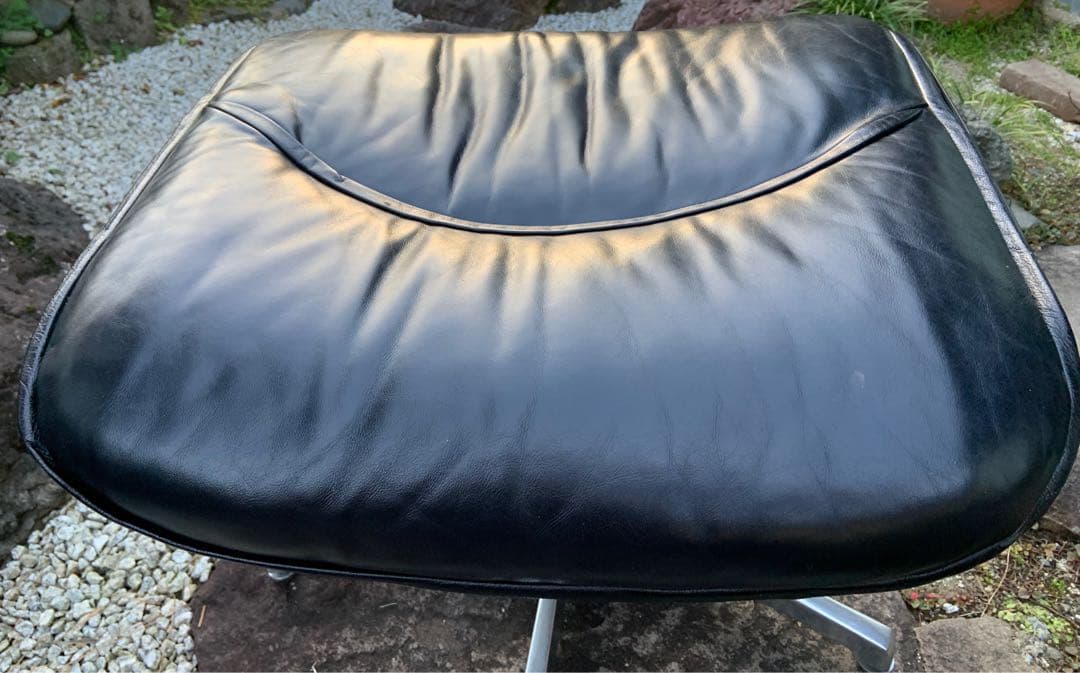 J*様 ヴィンテージ　黒革×木目調のスツール　椅子•チェア　1960s ハーマン