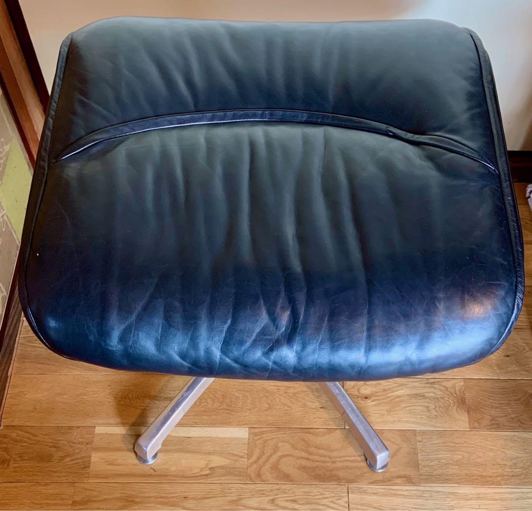 J*様 ヴィンテージ　黒革×木目調のスツール　椅子•チェア　1960s ハーマン