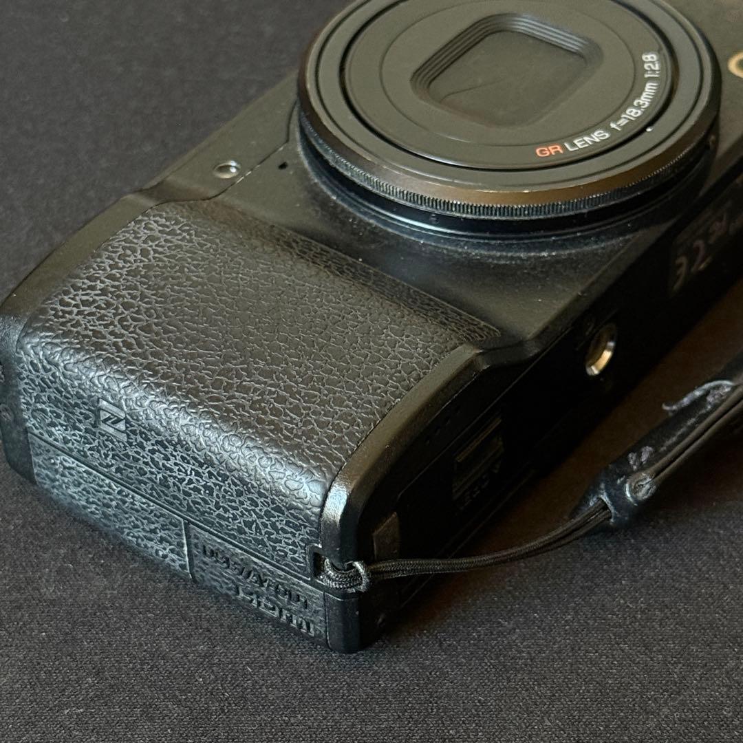 デジタルカメラ RICHO GR2