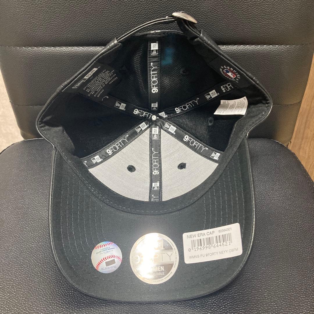 セール中　NEW ERA ニューエラ　キャップ　 黒x黒　レザー調　9FORTY