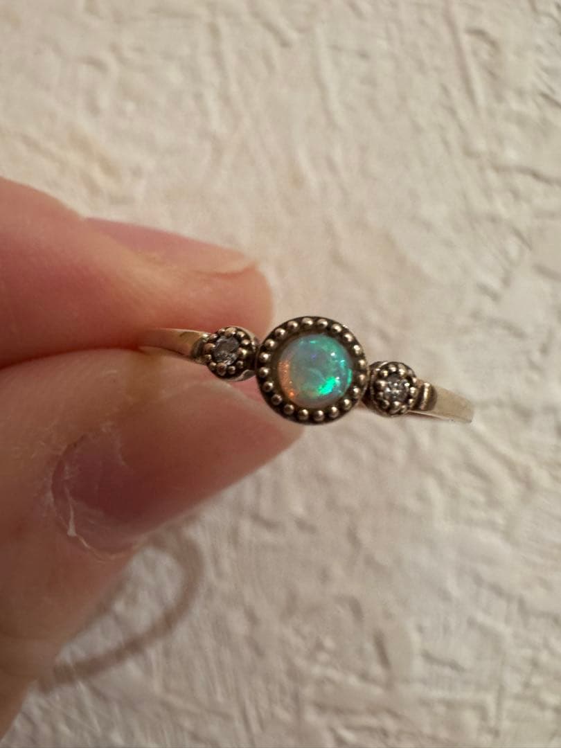 オデュース4℃ オパールダイヤモンドリング　9号