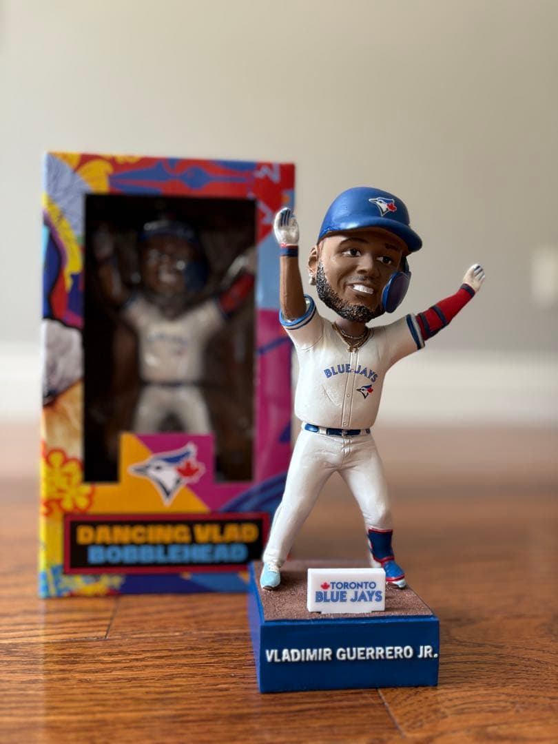 スポーツ VLADIMIR GUERRERO JR. BOBBLEHEAD